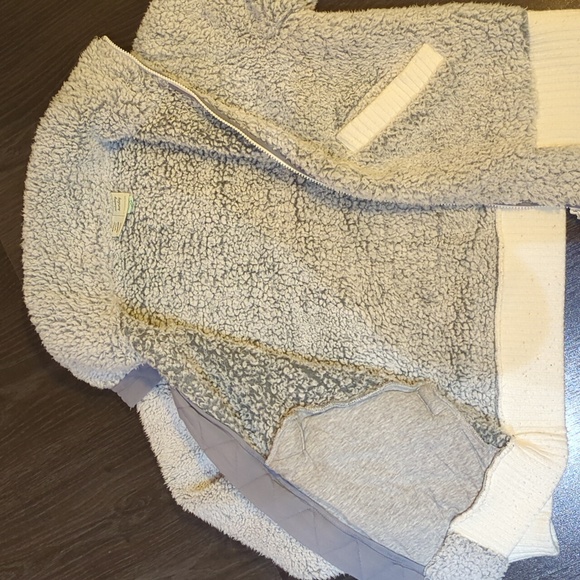 Cozy Anthropology Zip Sweater - Picture 3 of 5